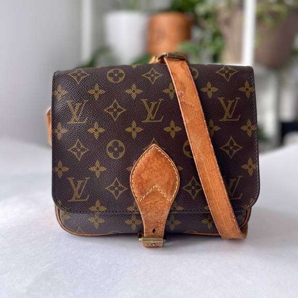 SOLD LOUIS VUITTON VINTAGE CARTOUCHIÈRE MM - Picture 2 of 13